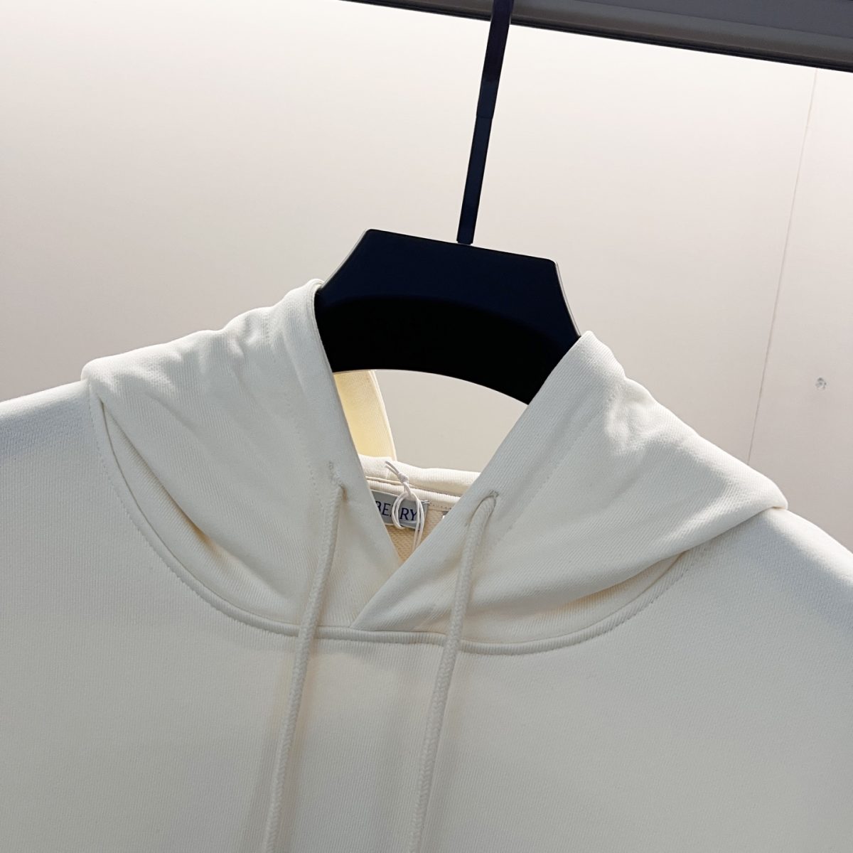 Burberry Unisex Sweatshirt Size S-XL - Image 5