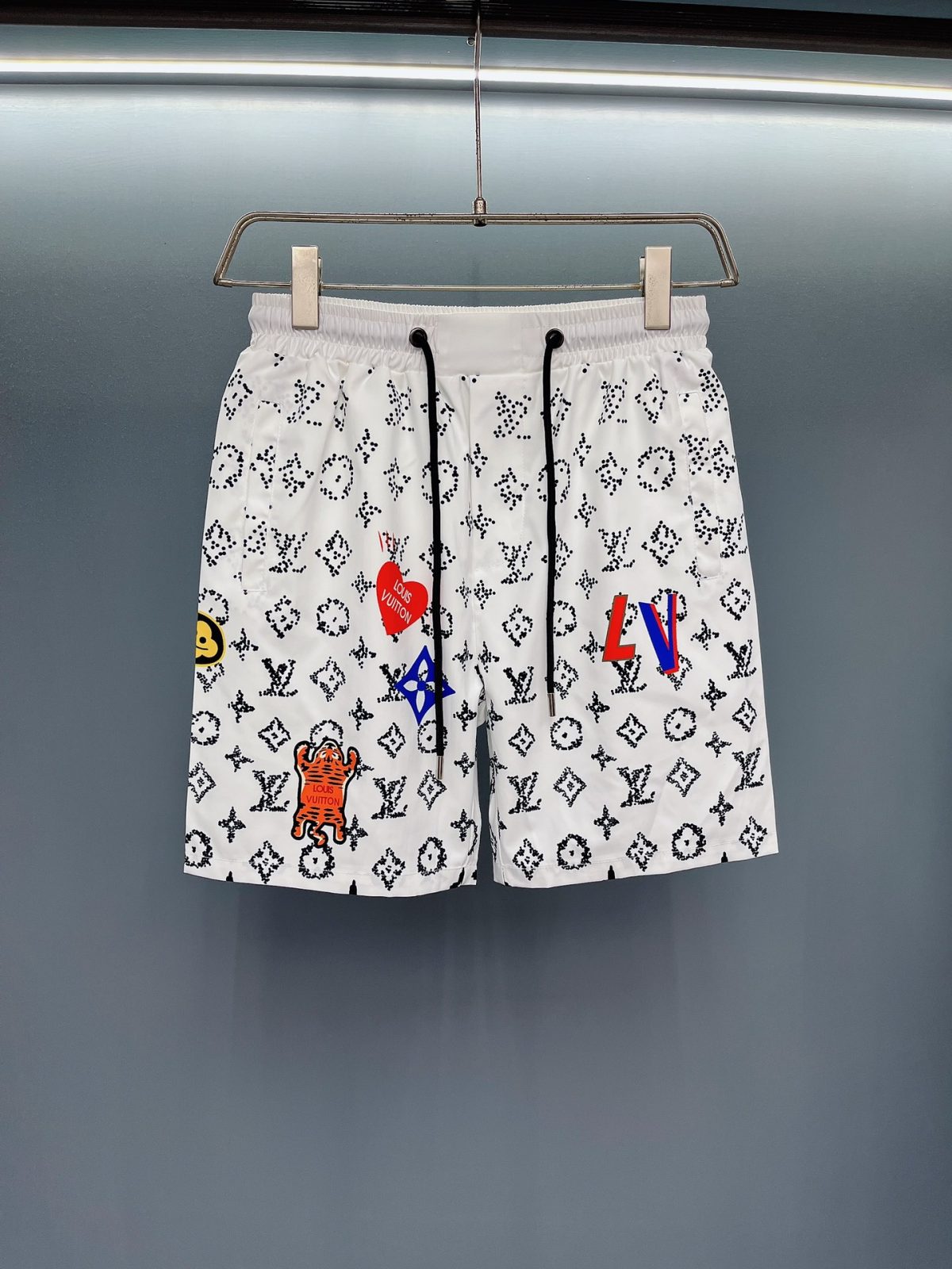 Louis Vuitton Beach Pants Size M-XXXL - Image 1