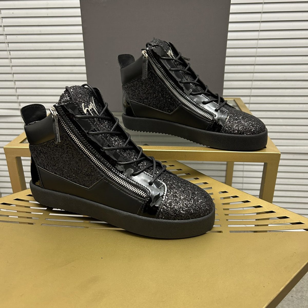 Giuseppe Zanotti Sneakers Size 36-46 - Image 1