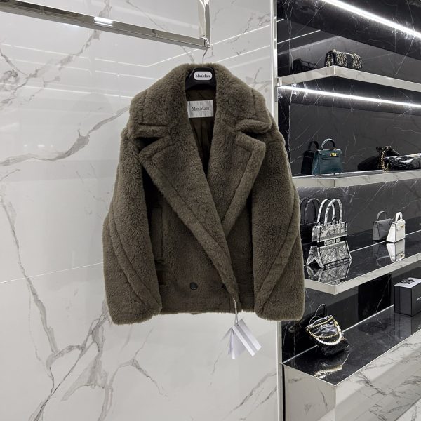 Max Mara Teddy fur Short coat Size XS-M