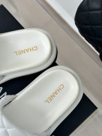 Chanel 2024 New Slippers Size 36-41 - Image 8