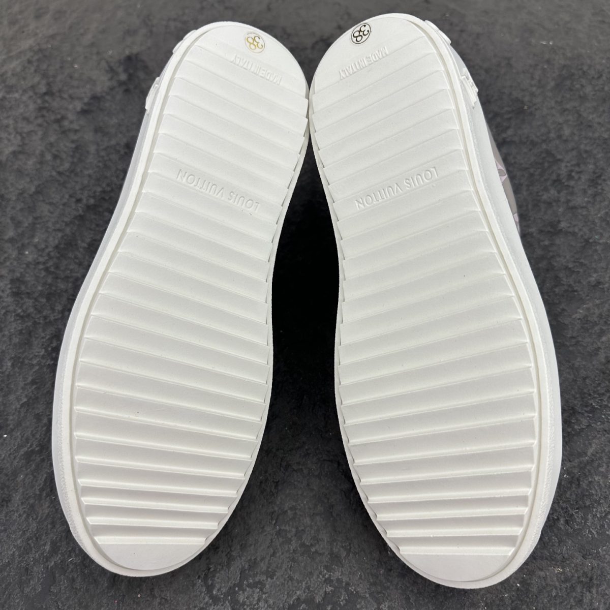 Louis Vuitton Time Out Sneaker Size 36-41 - Image 6