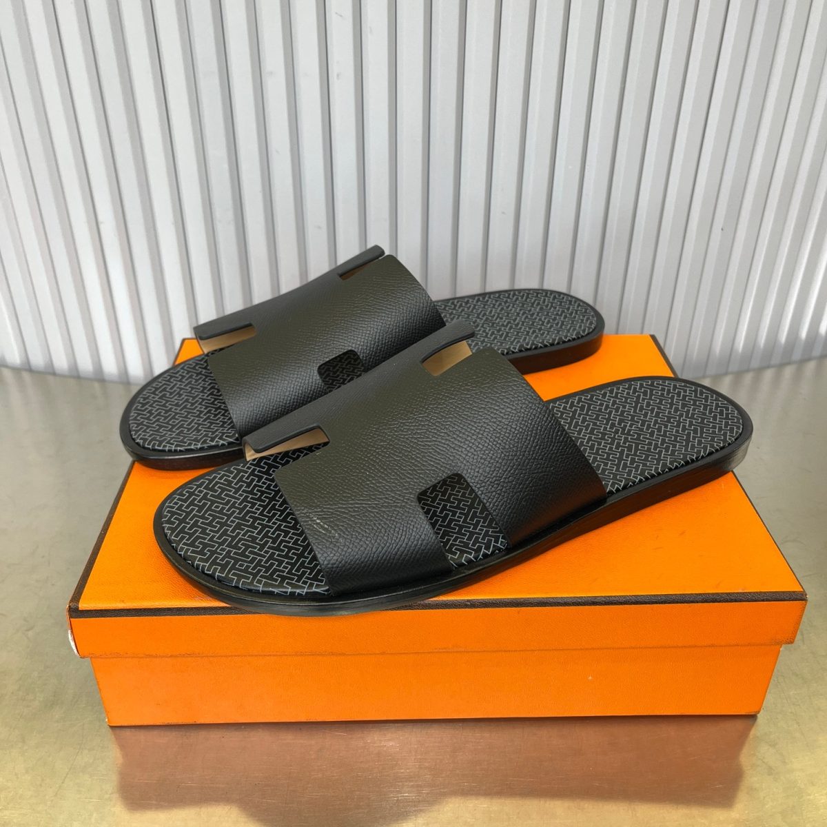 Hermes lzmir Sandals Size 40-45 - Image 1