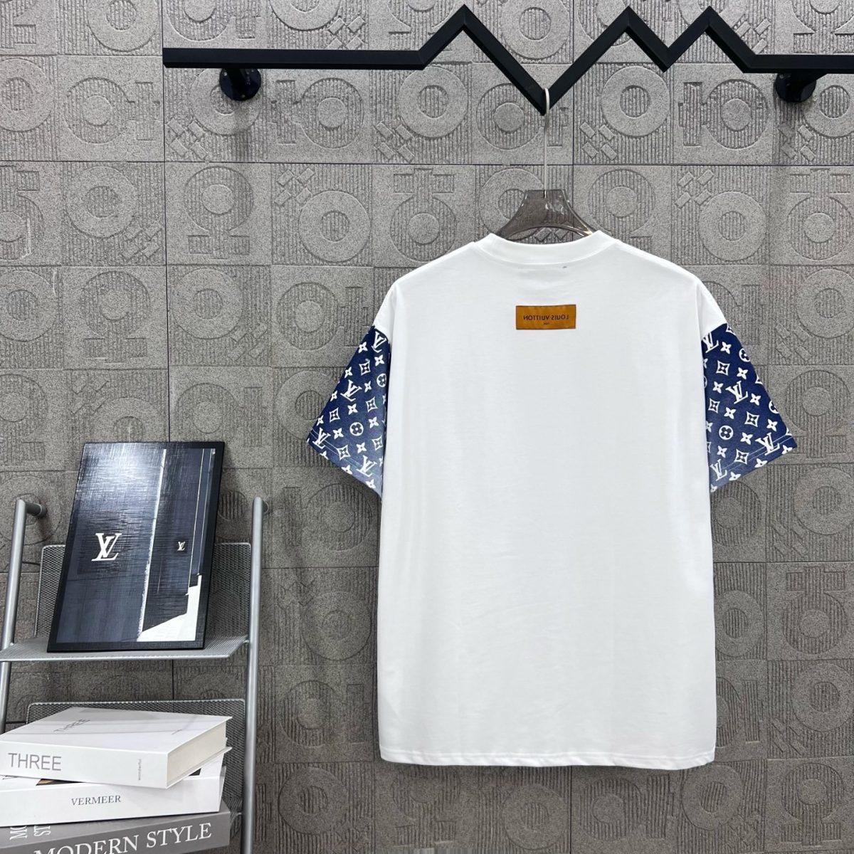 Louis Vuitton T Shirt  Embroider Logo Size XS-L - Image 8