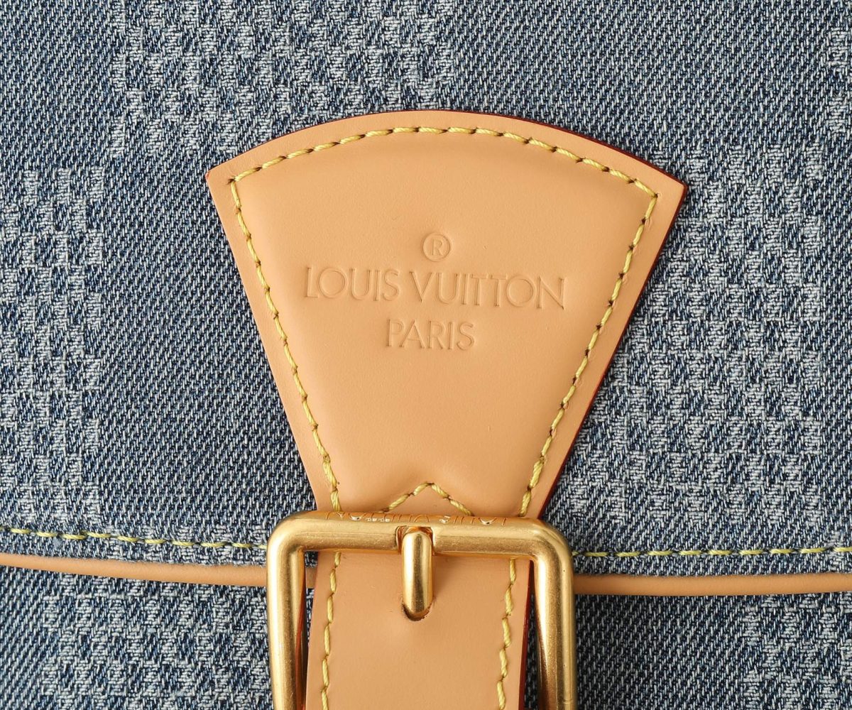 Louis Vuitton N40743 Montsouris Messenger MM Shoulder Bags Size 35*29*12cm - Image 5