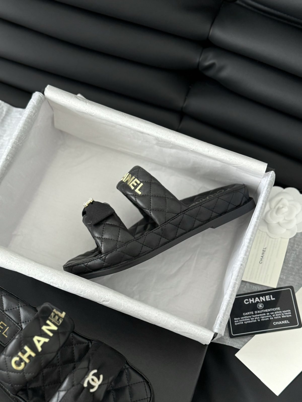 Chanel 2024 New Slippers Size 36-41 - Image 4