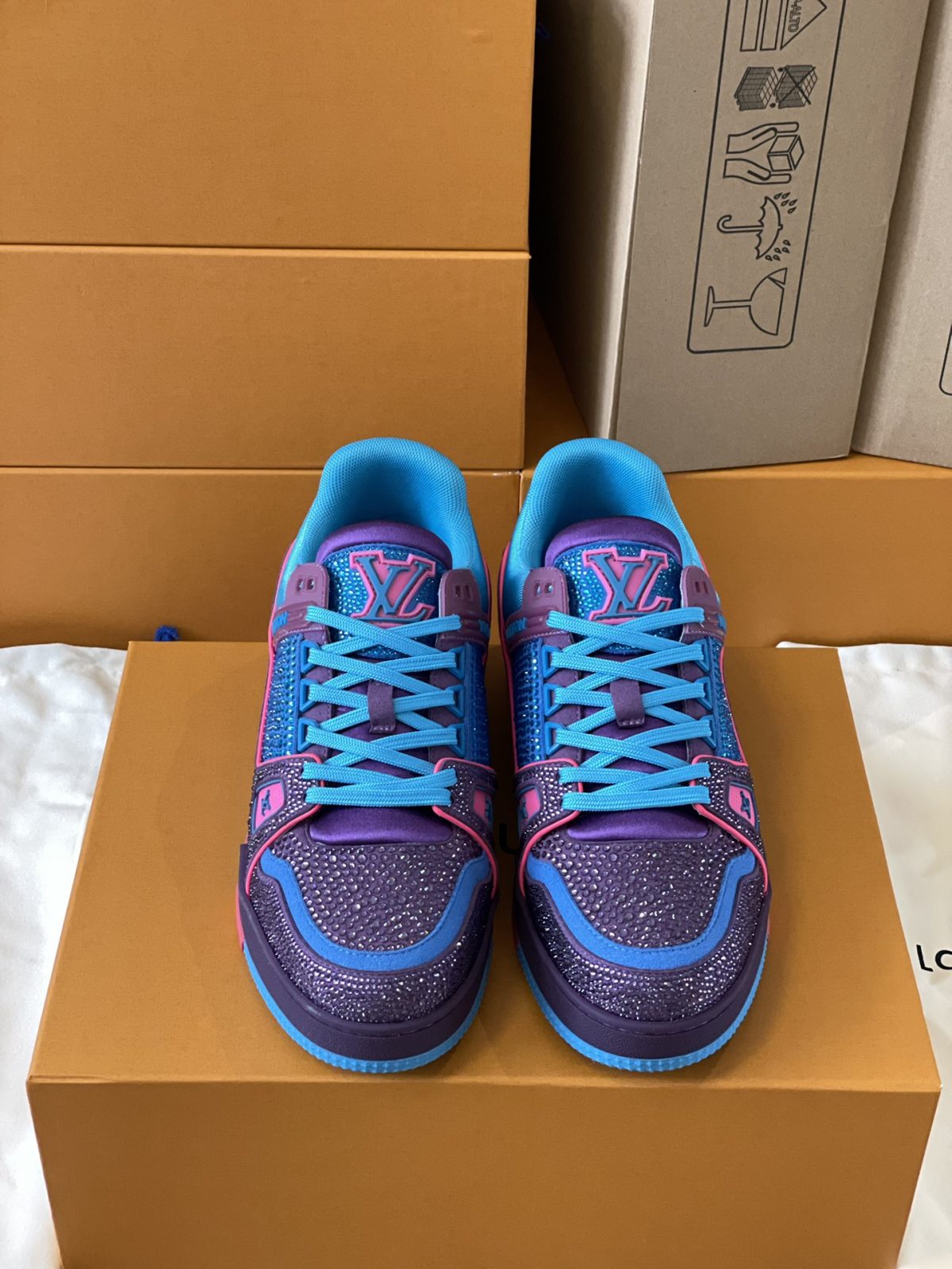 Louis Vuitton LV Trainer Diamond Sneaker Size 36-46 - Image 3