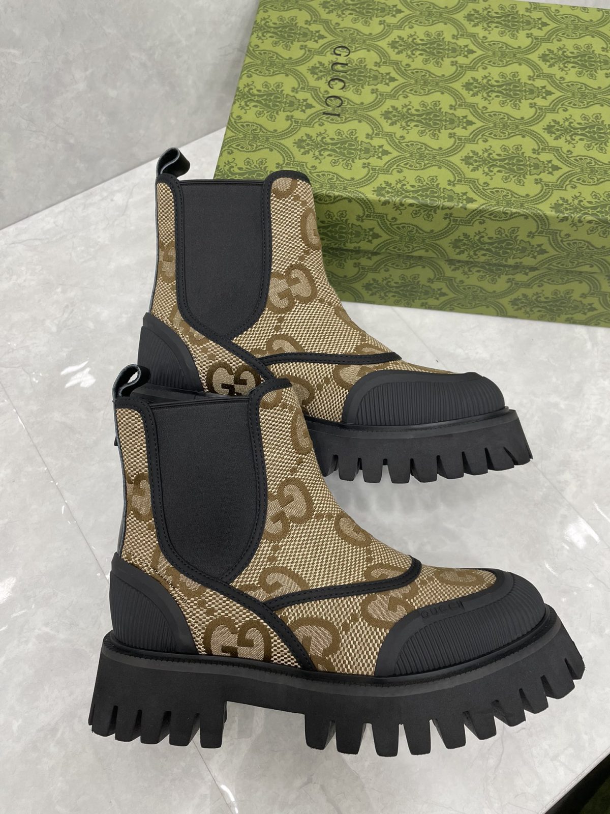 Gucci 23fw New Boots Unisex Size 35-46 - Image 3