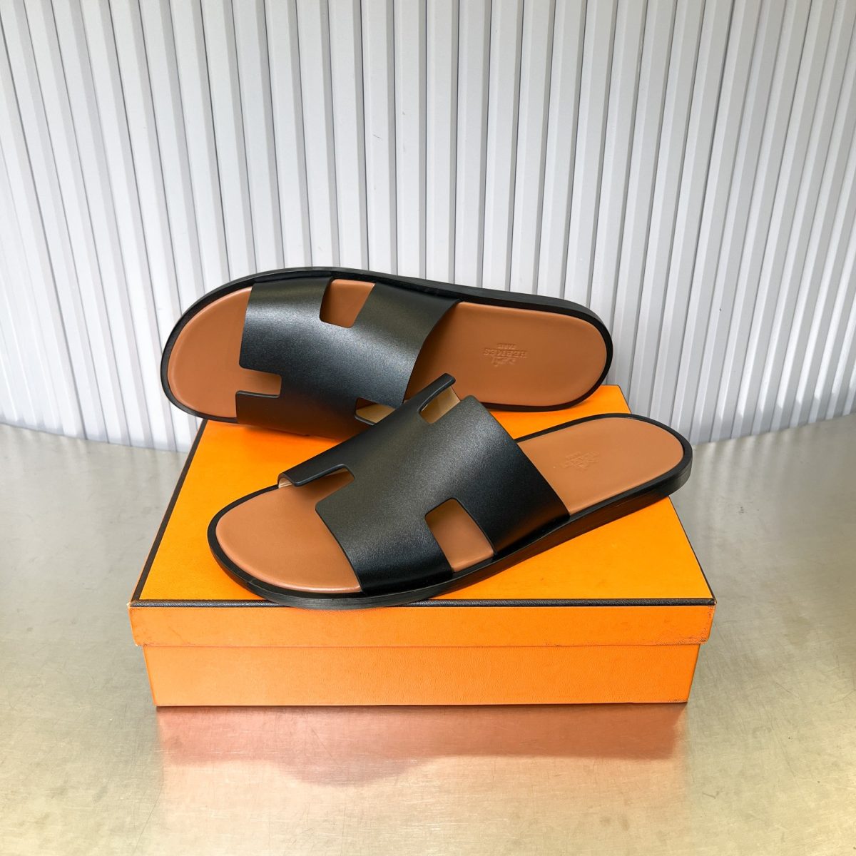Hermes lzmir Sandals Size 40-45 - Image 3