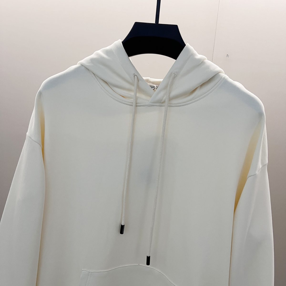 Burberry Unisex Sweatshirt Size S-XL - Image 3