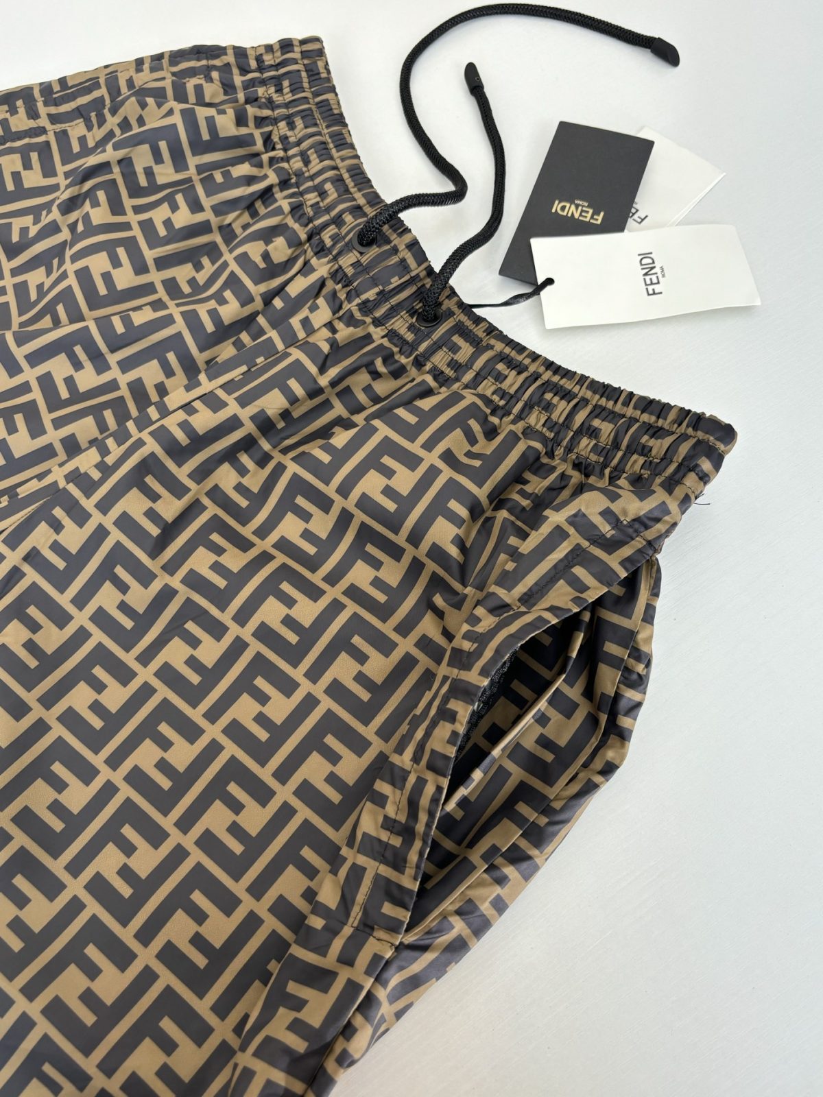 Fendi Unisex Pants Size S-XL - Image 3