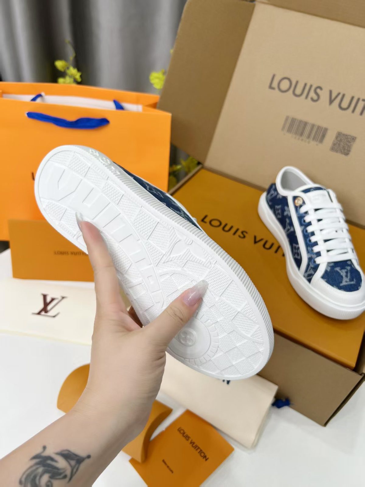 Louis Vuitton LV LAGOON Women Shoes Size 36-41 - Image 9