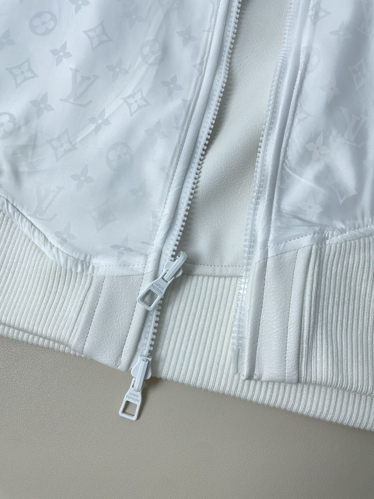 Louis Vuitton Unisex Jacket Size S-L - Image 4