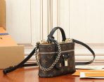 Louis Vuitton M47125 Vanity Chain Pouch Shoulder Bags Size 19*11*6cm - Image 3