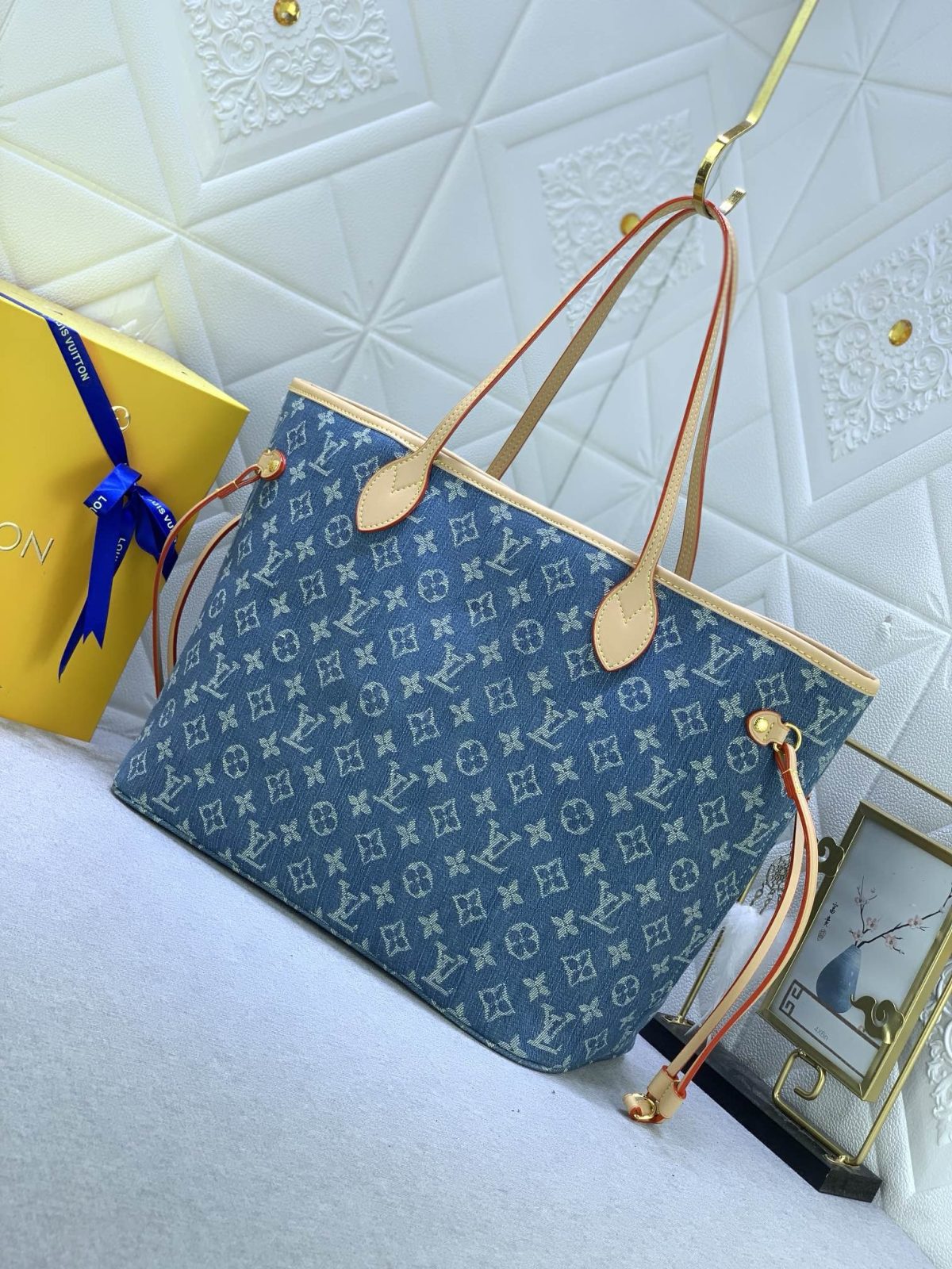 Louis Vuitton Shopping Bags 32*29*17cm - Image 3