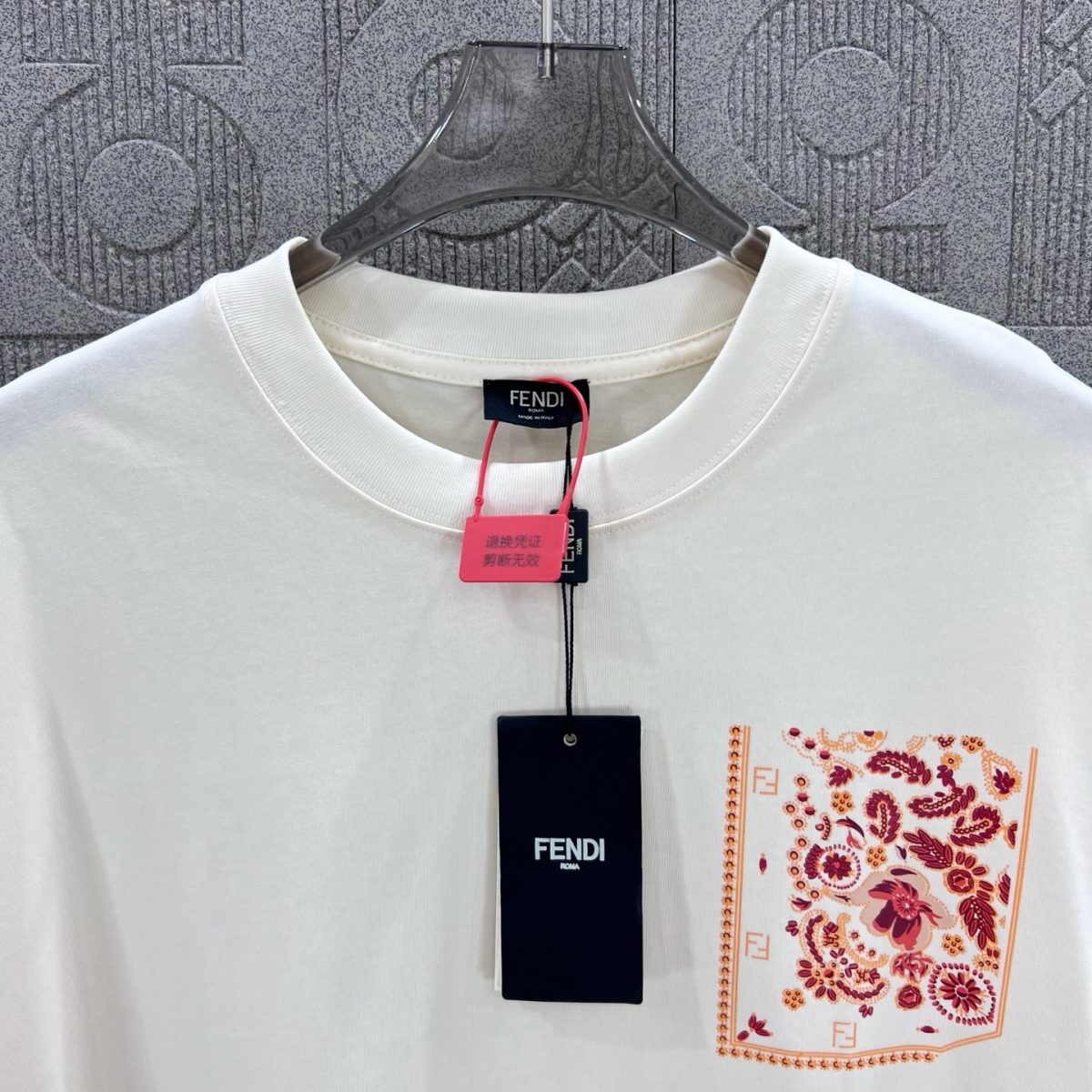 Fendi T Shirt  Embroider Logo Size XS-L - Image 4