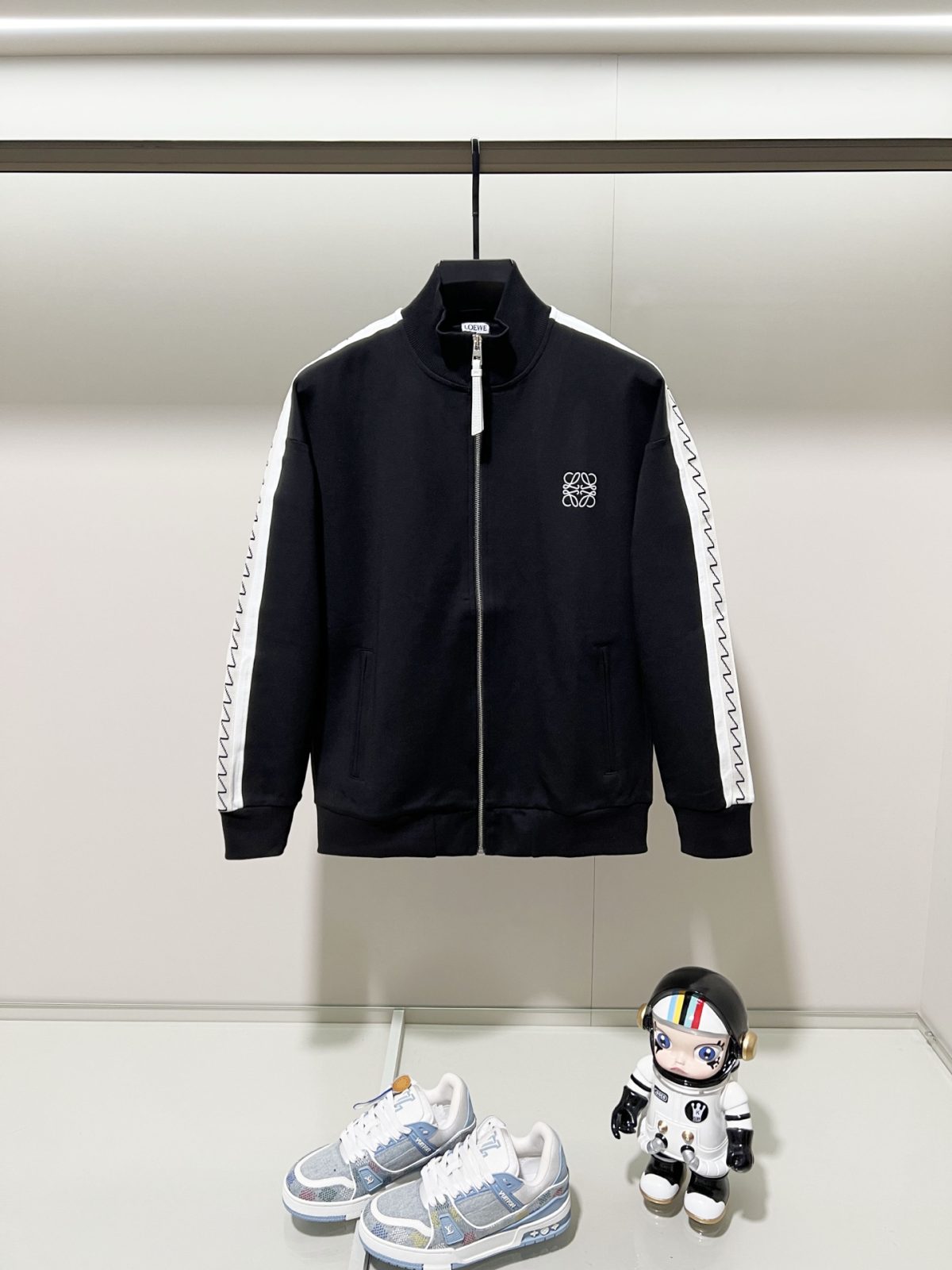 Loewe Unisex Jacket Size S-XXL - Image 1