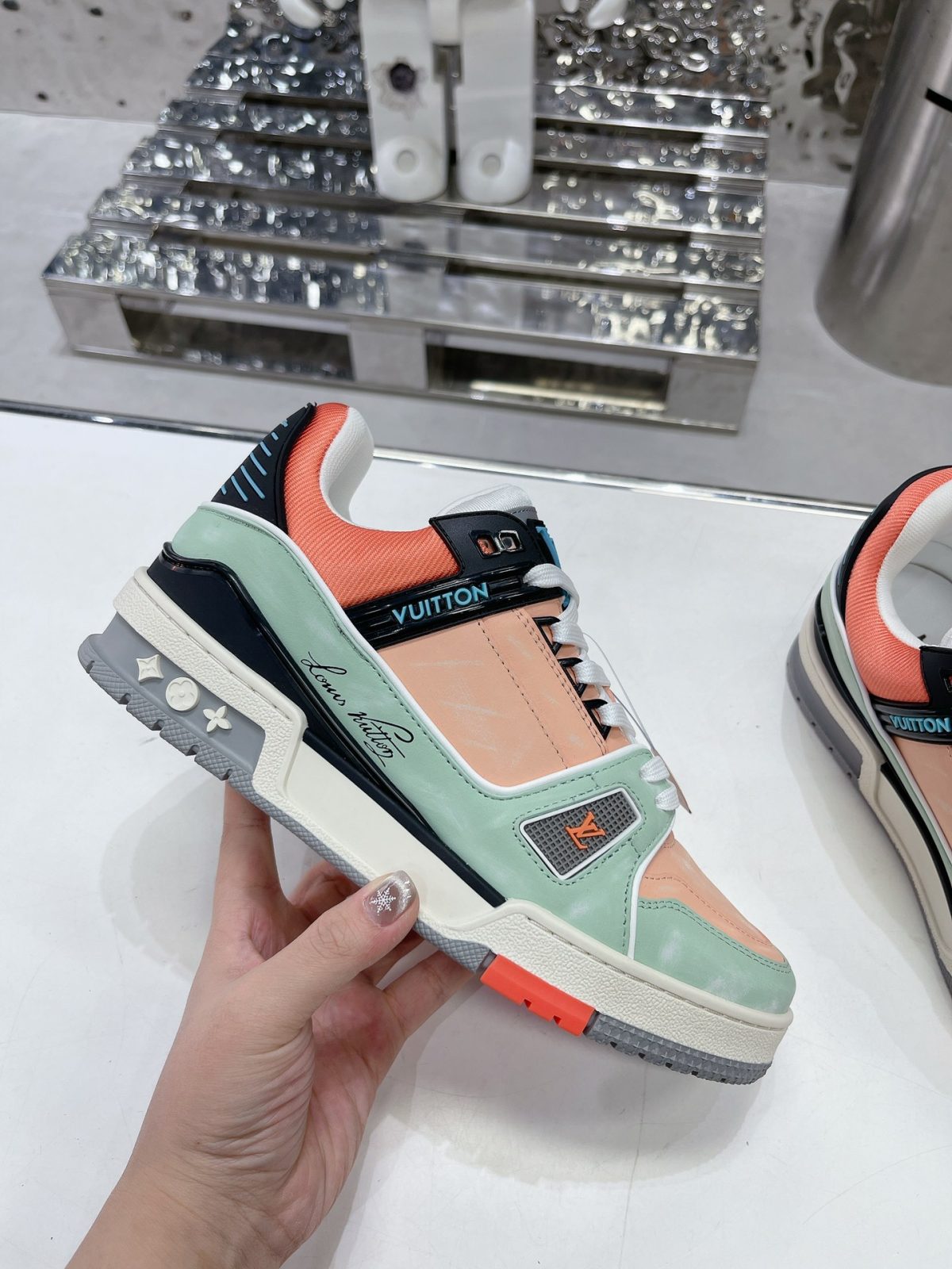 Louis Vuitton Trainer Sneaker size 35-46 - Image 4