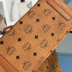 MCM Reversible Liz Shopper in Visetos Bags 37*31*25cm - Image 10