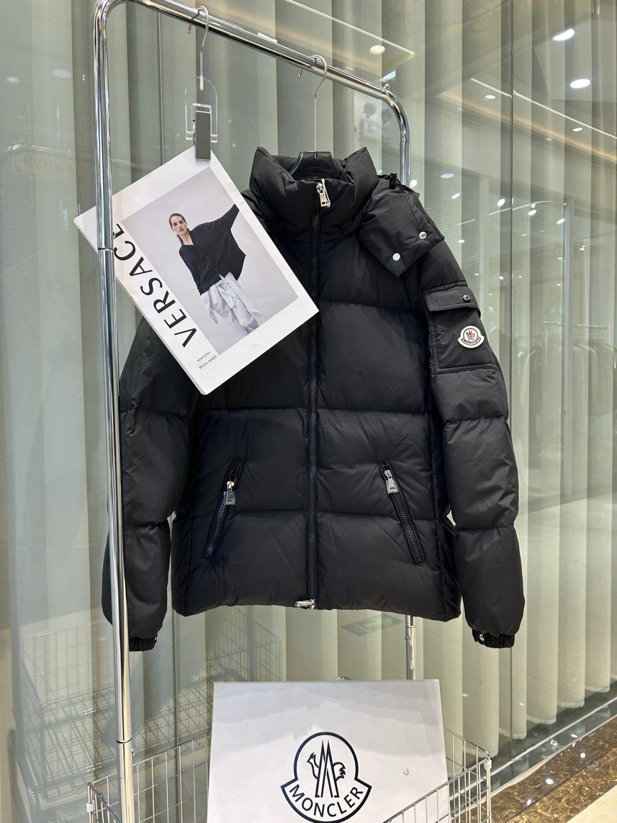 Moncler 25SS Fourmines Women Down Jacket Size 1-4 - Image 1