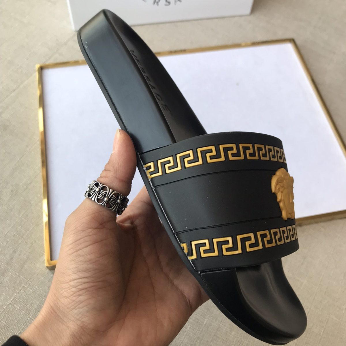 Versace Mens Women Sandals Gr. 36-46 - Image 4