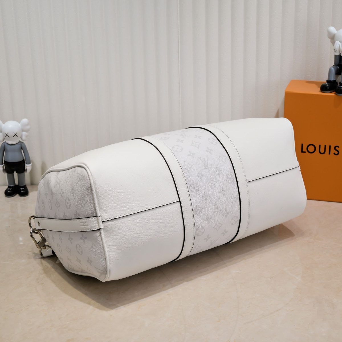 Louis Vuitton Keepall Travel Bags Size 45*27*20cm - Image 3