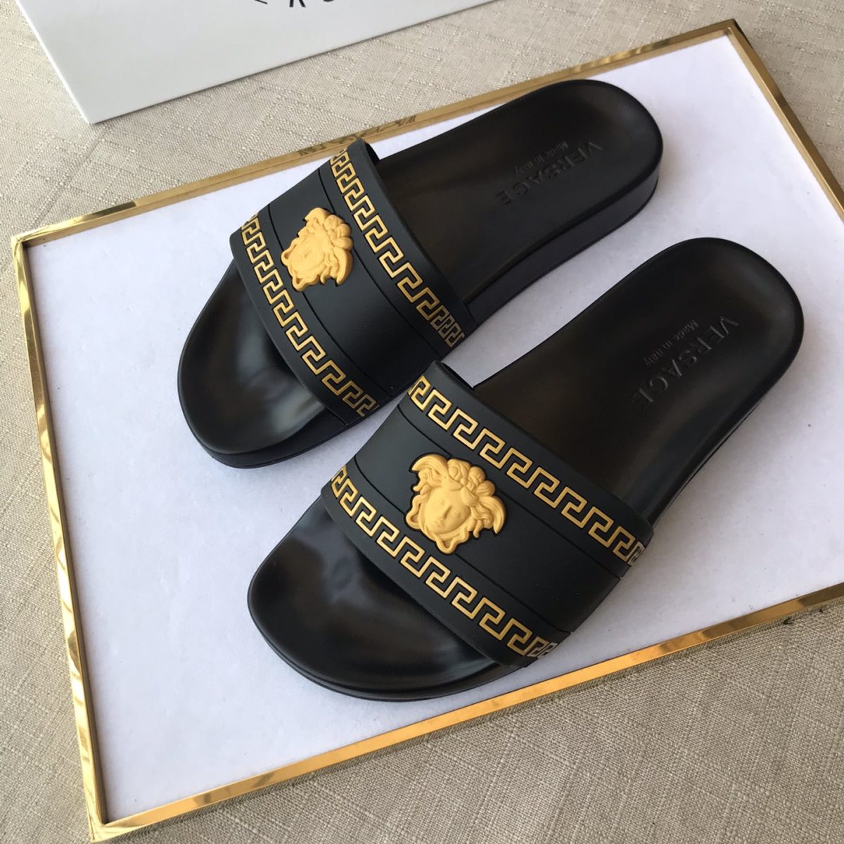 Versace Mens Women Sandals Gr. 36-46 - Image 3