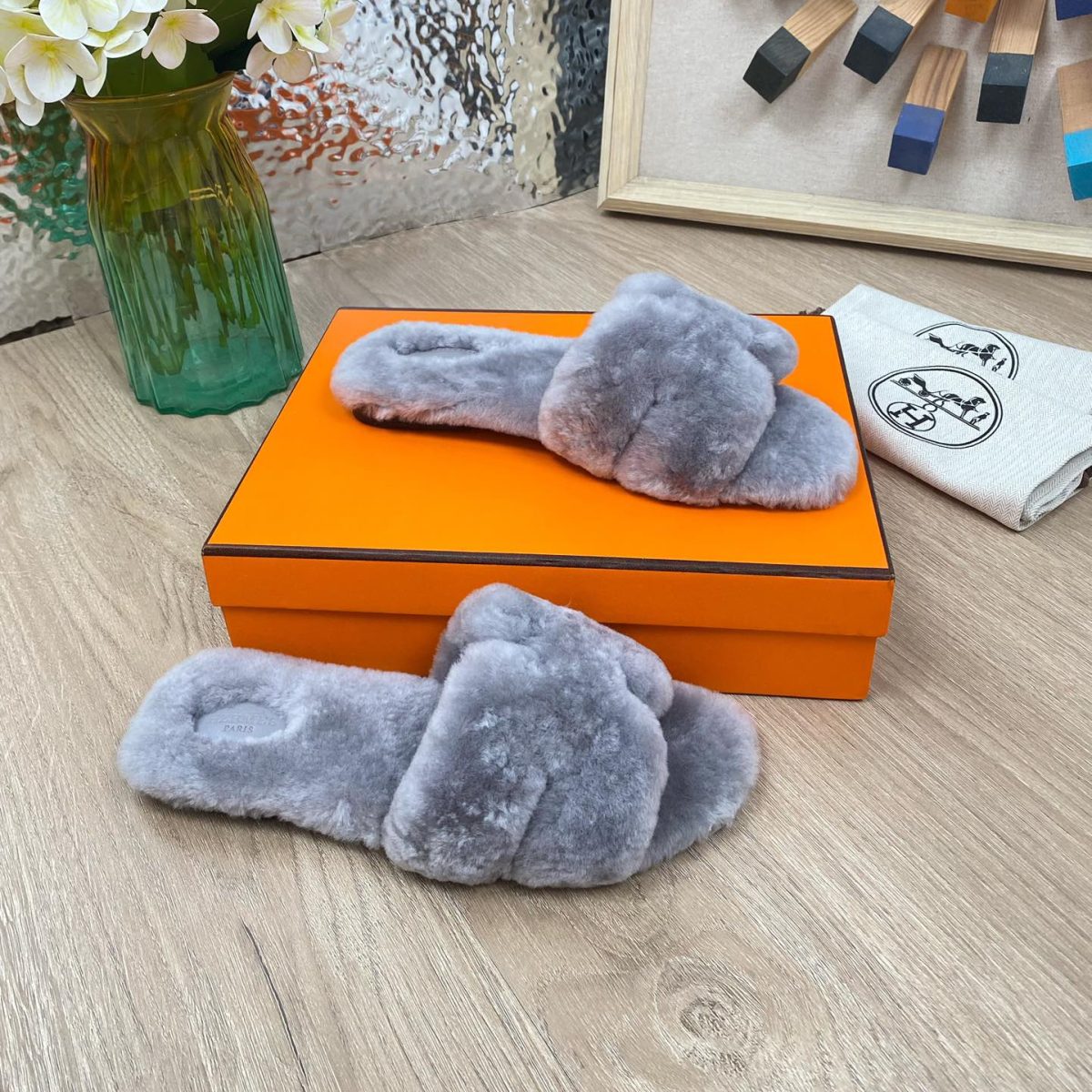 Hermes 23fw Women Winter Slippers Size 36-40 - Image 1