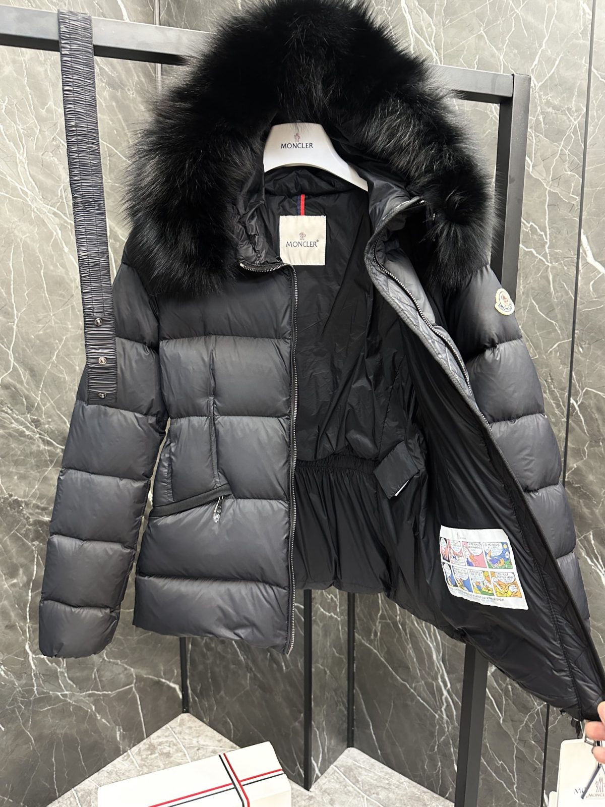 Moncler Boed Women Down Jacket Size S-XL - Image 7