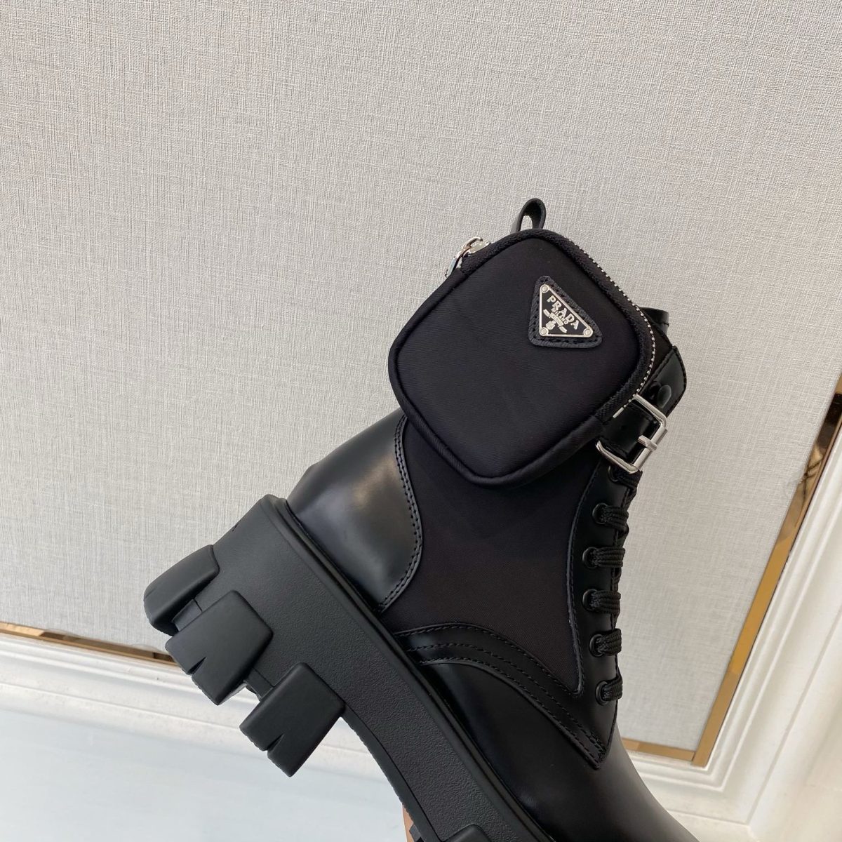 Prada 2020ss Men Women Boots Gr.36-45 - Image 8