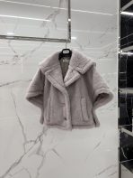 Max Mara Teddy Cape short style one size fits all - Image 2