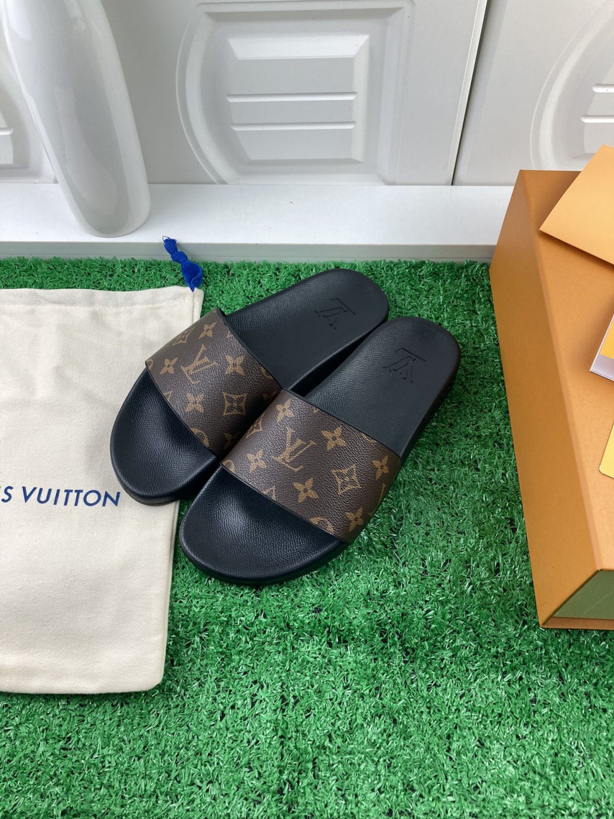 Louis Vuitton 2024ss Candy Series Slippers Size 36-45 - Image 4