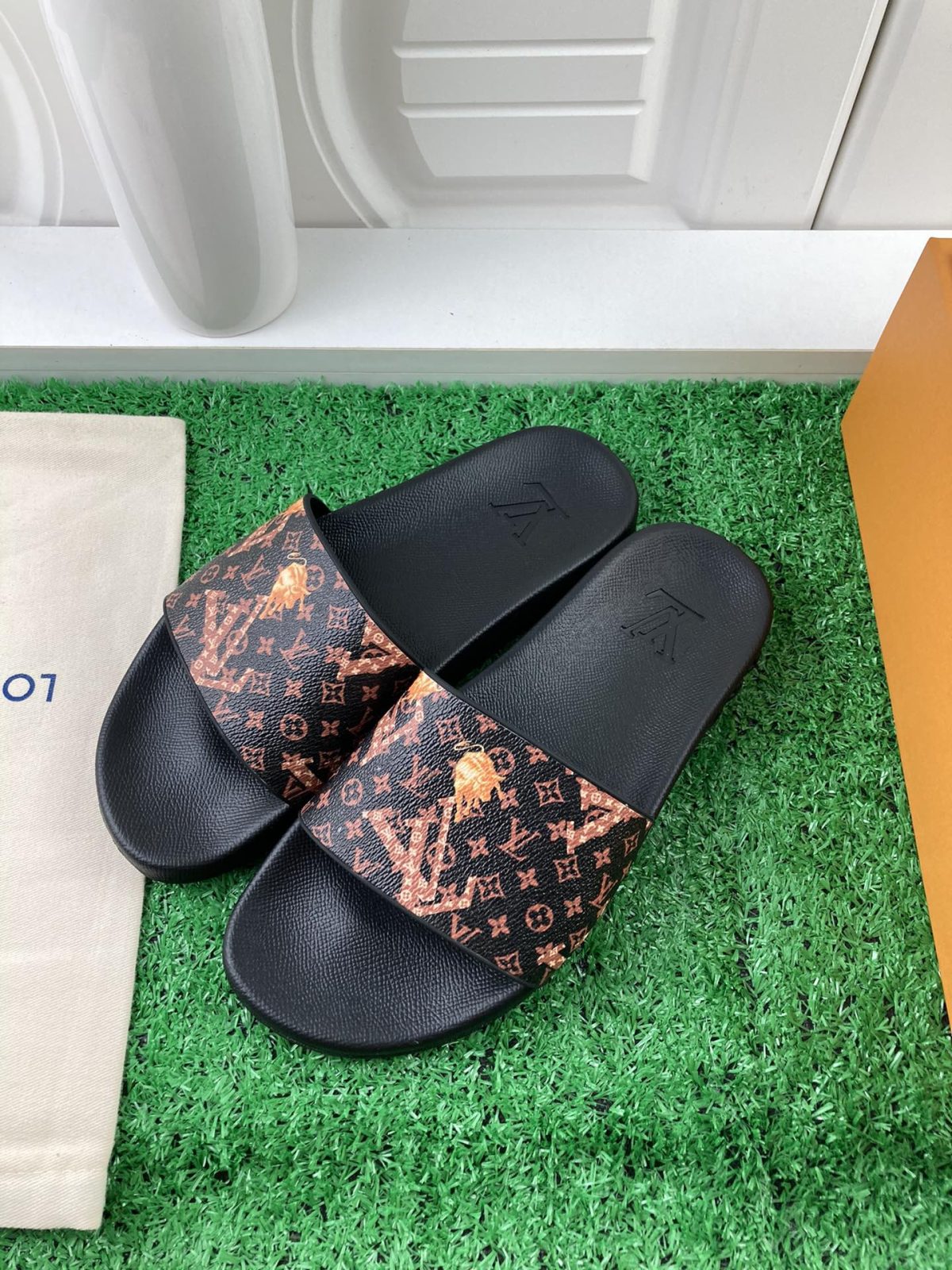 Louis Vuitton 2024ss Candy Series Slippers Size 36-45 - Image 3