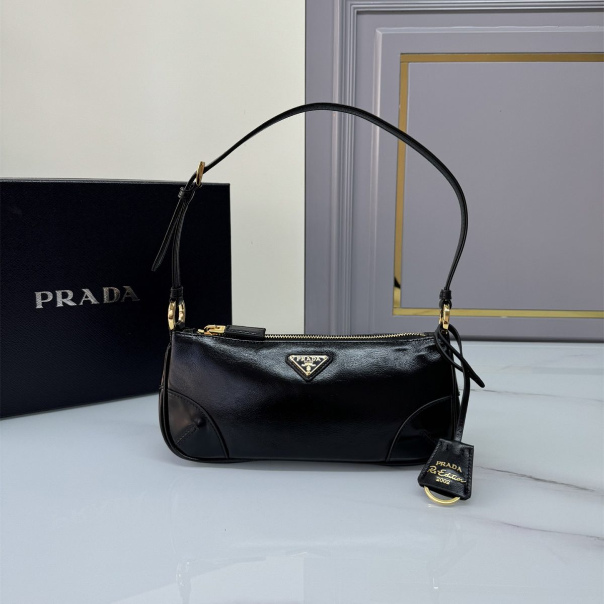 Prada 1BC201 Re-Edition 2002 Small Leather Shoulder Bags Size 23.5*10*5cm - Image 2