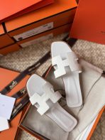 Hermes Oran Slippers Size 36-41 - Image 4