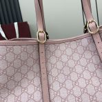 Gucci GG Emblem Women Shopping Bags Size 38*25*15cm - Image 5