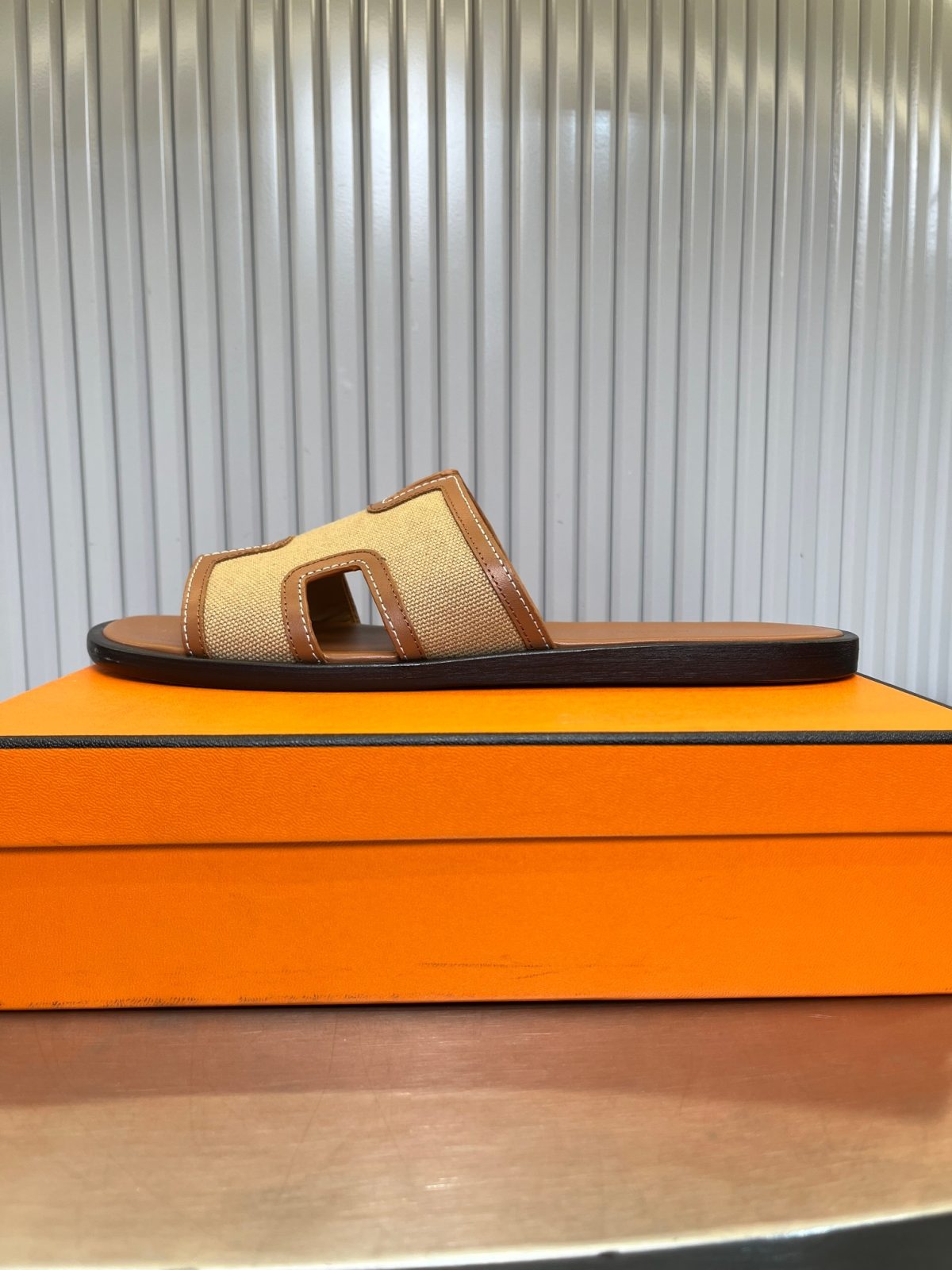 Hermes lzmir Sandals Size 40-45 - Image 5
