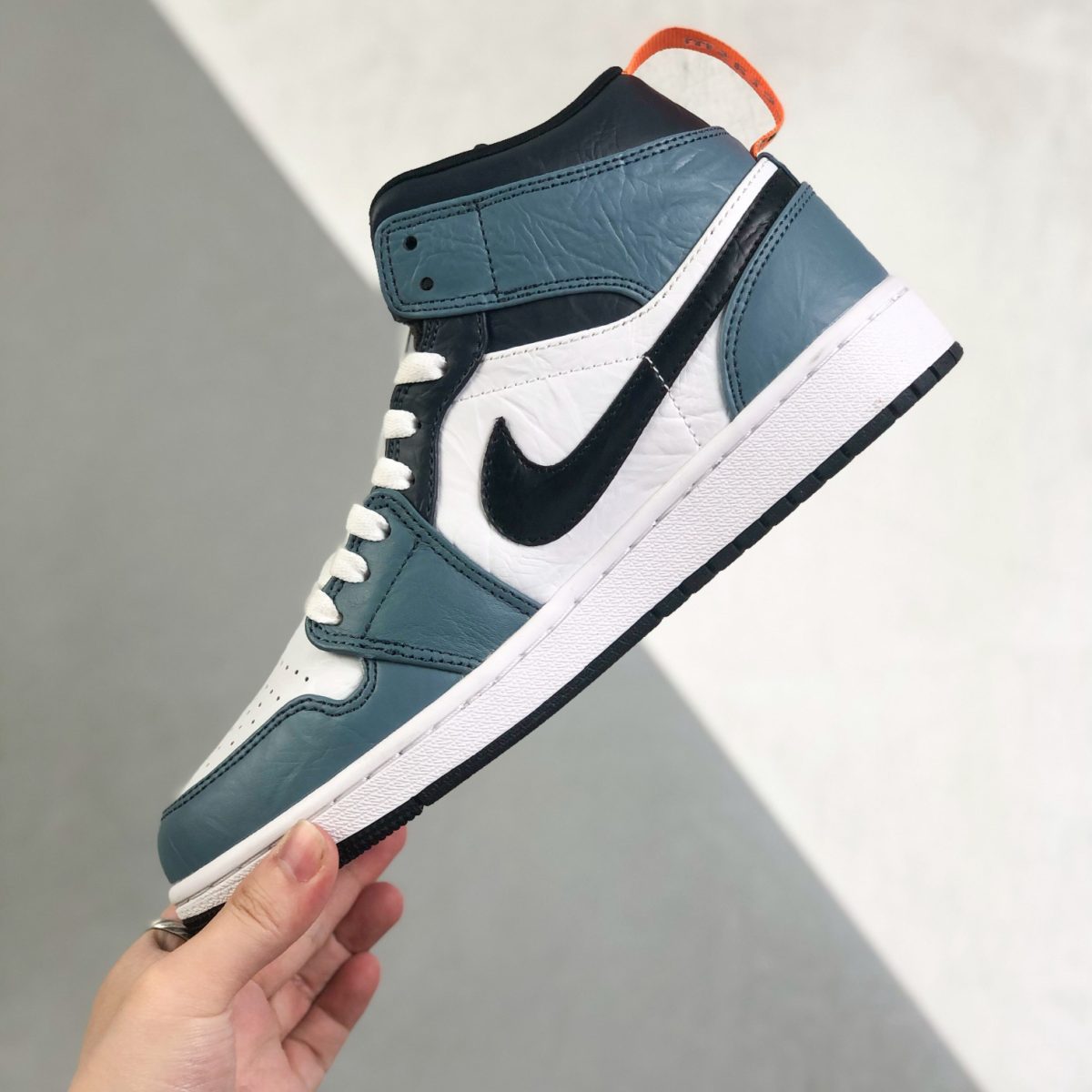 Nike Air Jordan 1 High Top Sneakers Shoes Gr. 36-46 - Image 3
