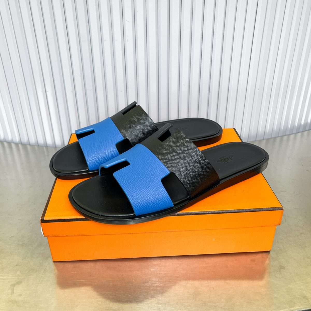 Hermes lzmir Sandals Size 40-45 - Image 1