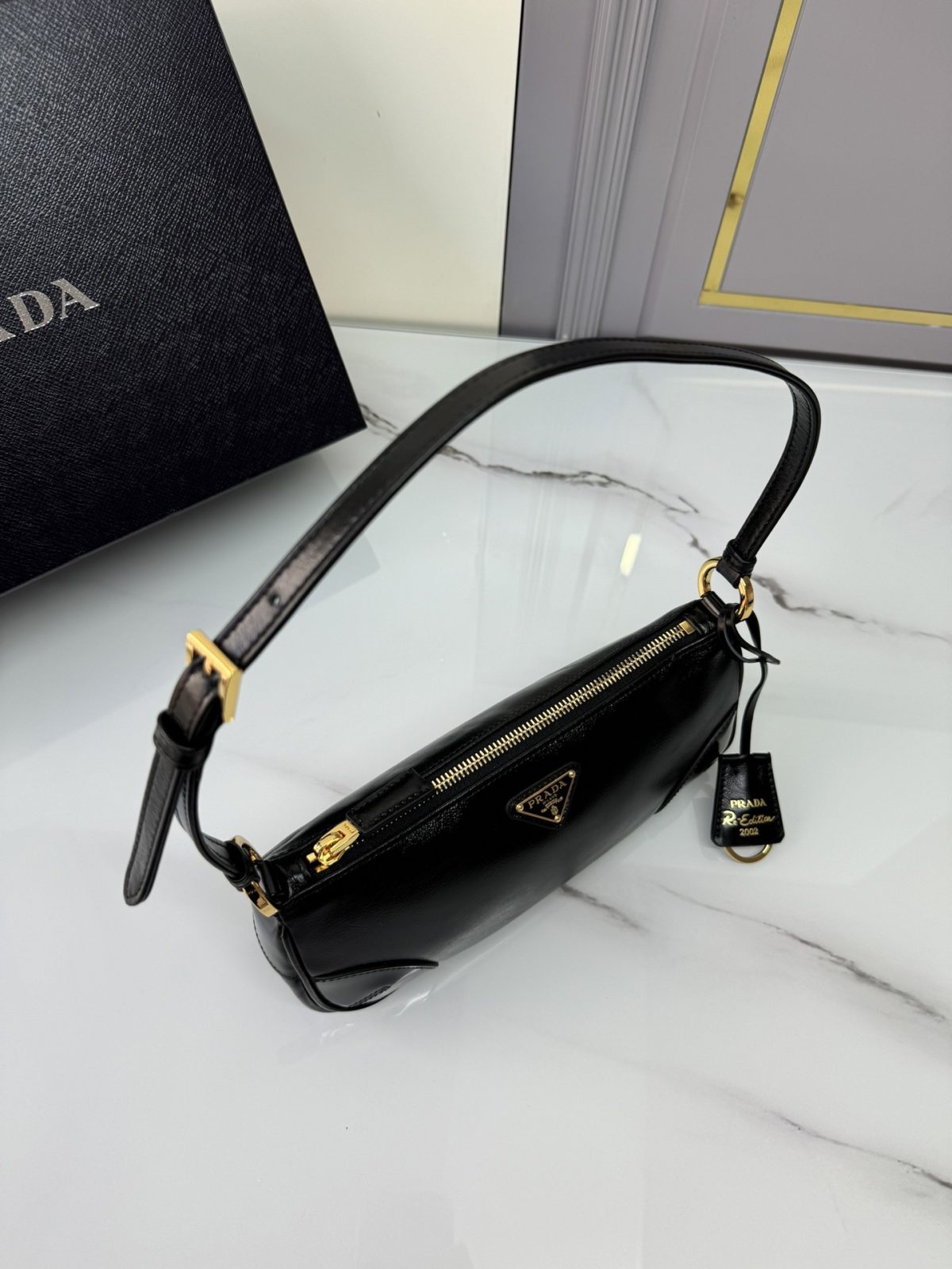 Prada 1BC201 Re-Edition 2002 Small Leather Shoulder Bags Size 23.5*10*5cm - Image 7