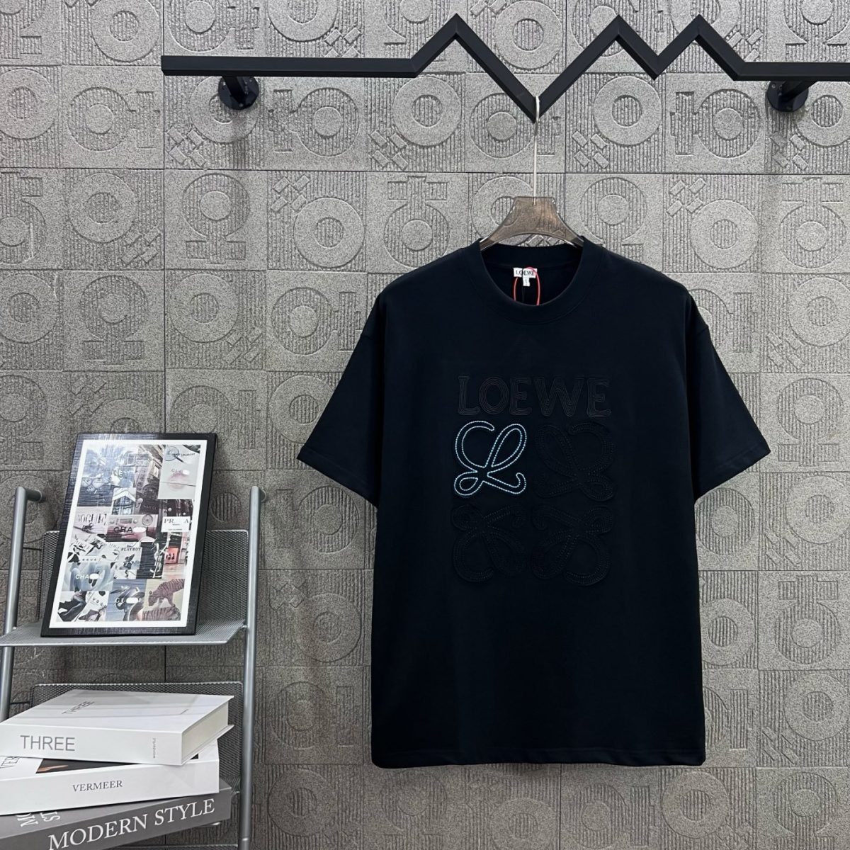 Loewe T Shirt  Embroider Logo Size XS-L - Image 1