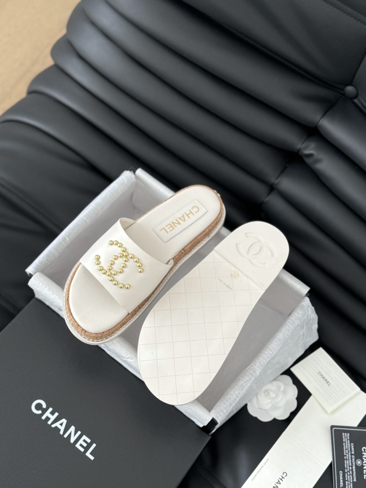 Chanel 2024 New Slippers Size 36-41 - Image 6