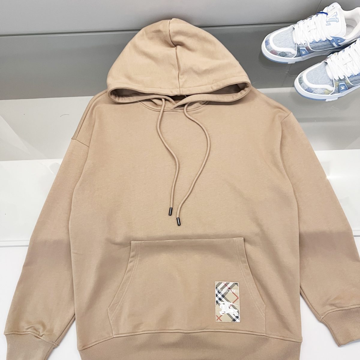 Burberry Unisex Sweatshirt Size S-XL - Image 3