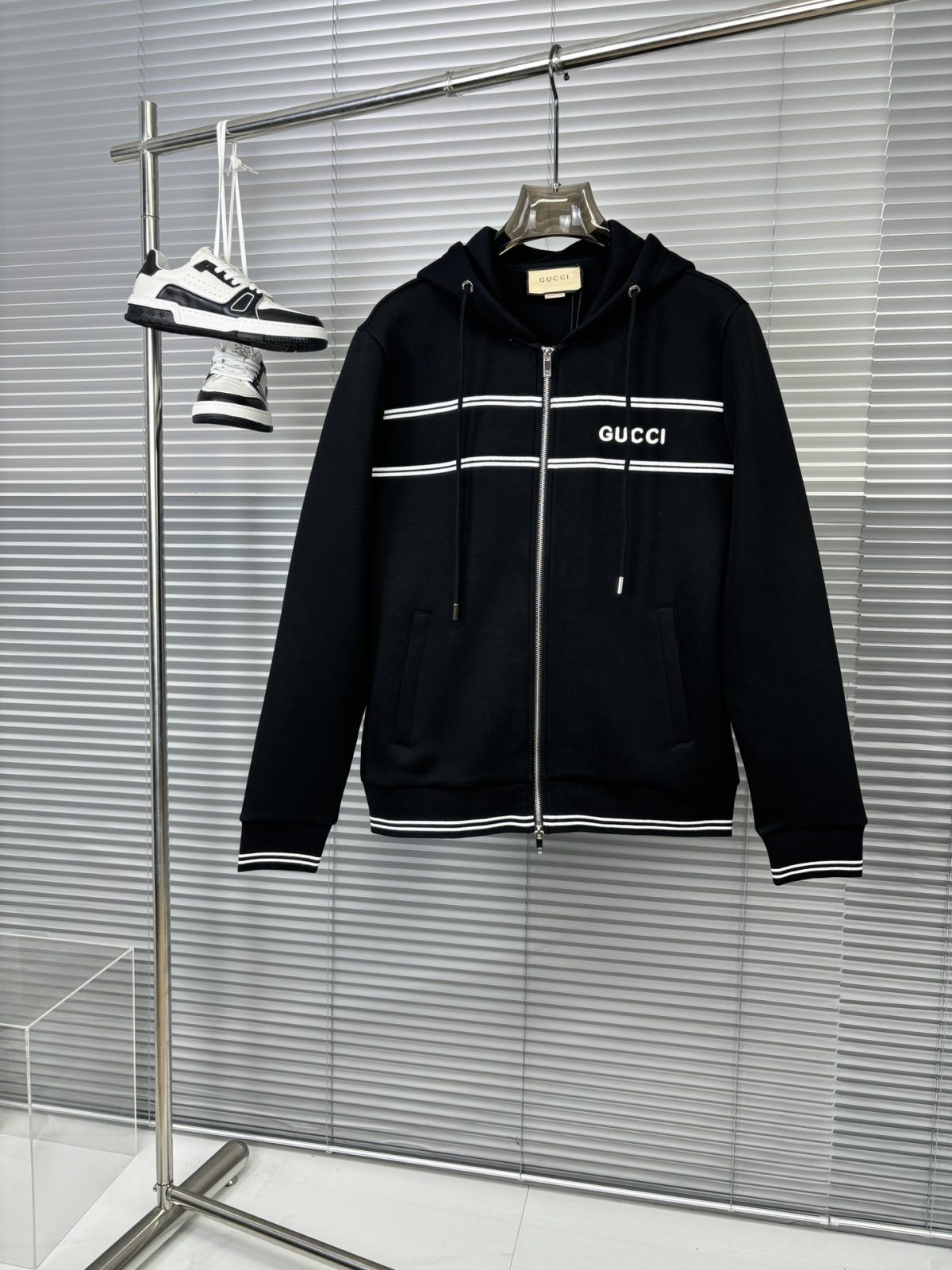 Gucci Unisex Jogging suit Size M-XXXL - Image 3