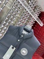 Canada Goose Winter Vest Size XS-XXL - Image 2