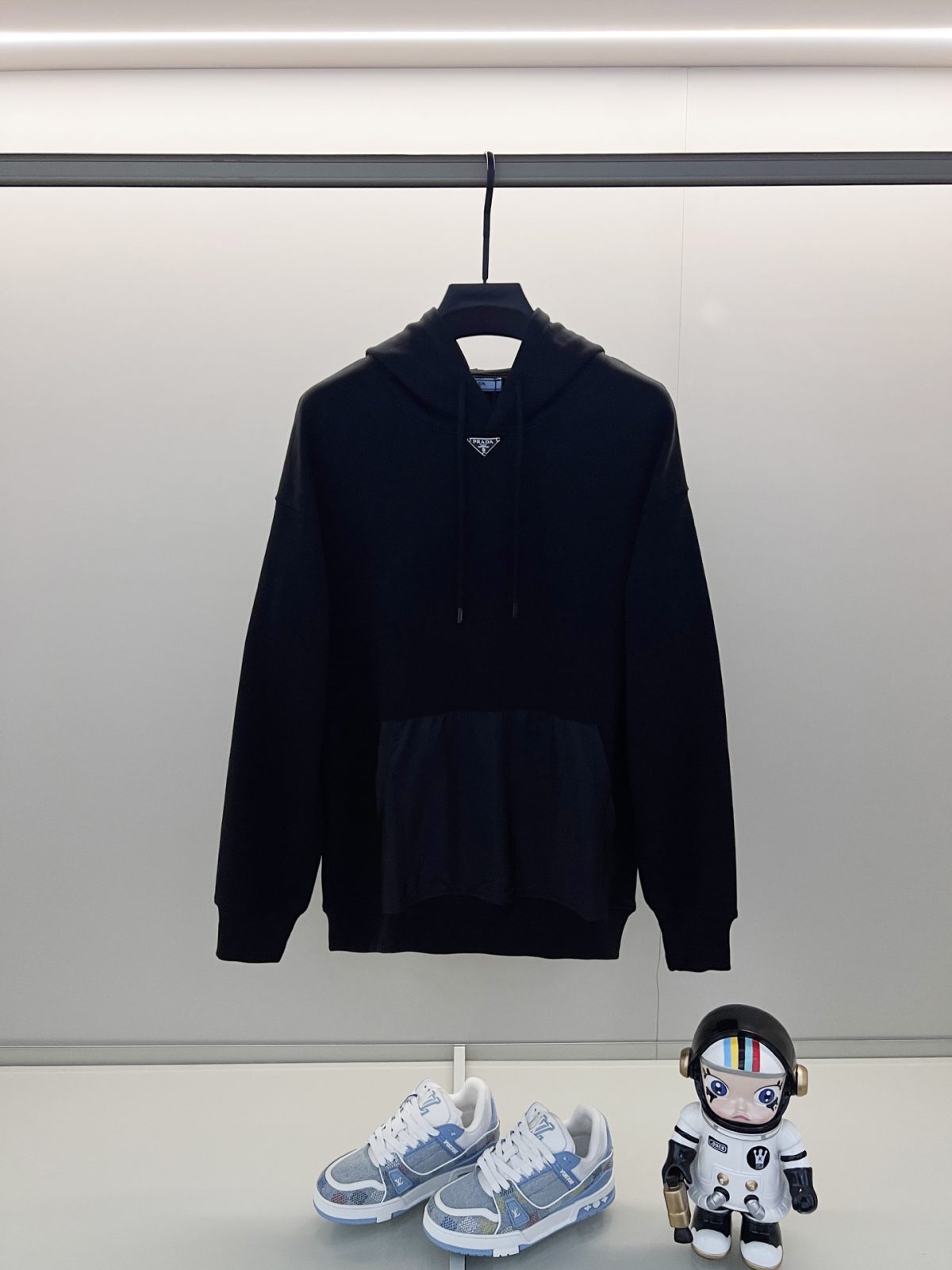 Prada New Unisex Sweatshirt Size S-XL - Image 1