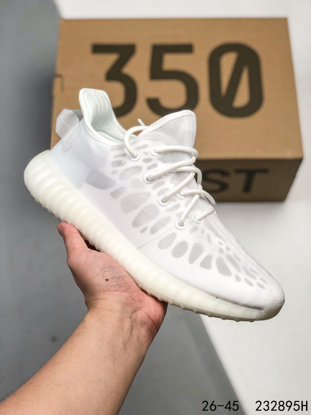 Yeezy 350 Boost 350 V2 Mono Lce Mens/Women Sneakers Shoes White 36 - 45 - Image 1