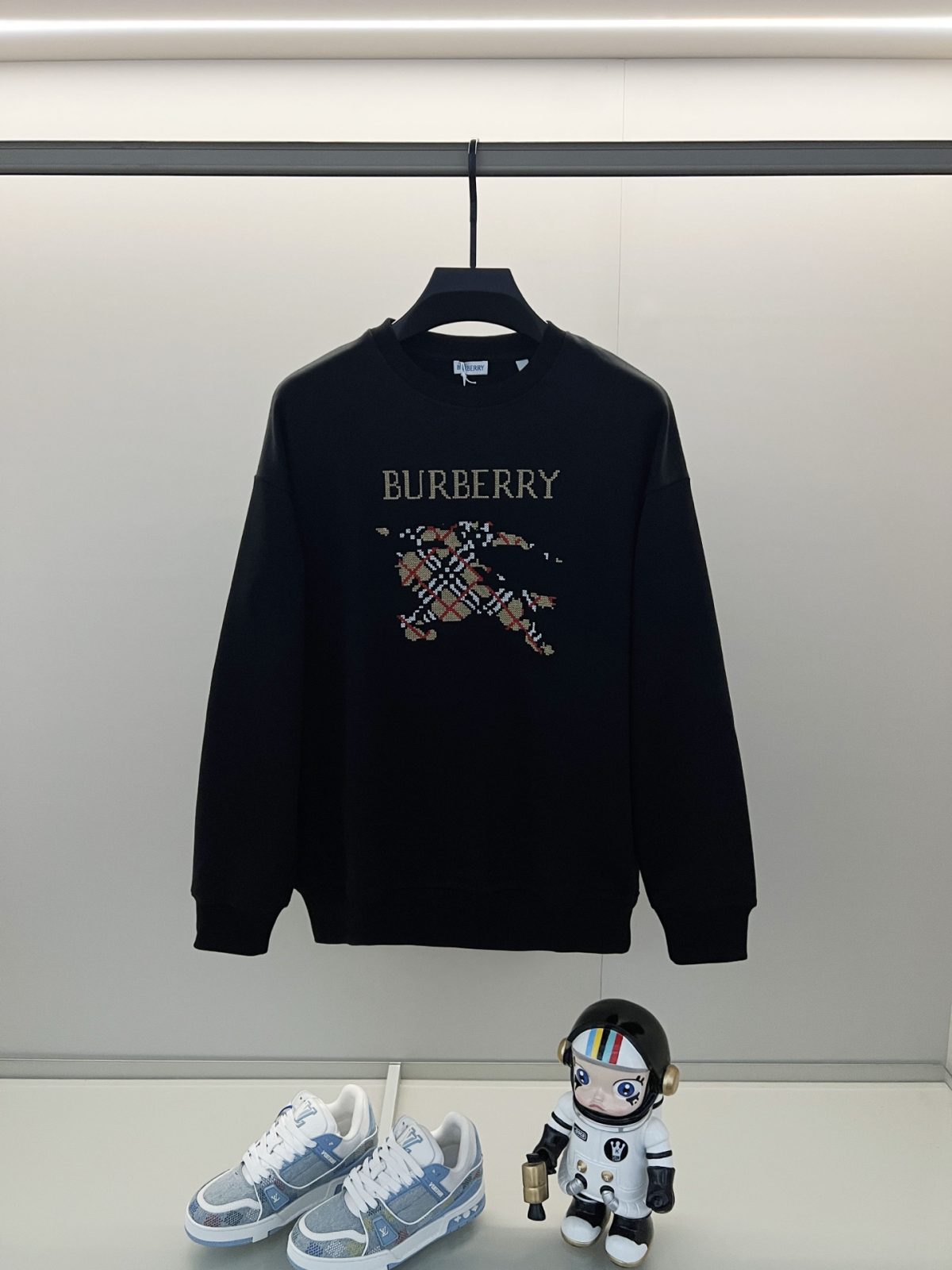 Burberry New Unisex Sweatshirt Size XS-L - Image 1
