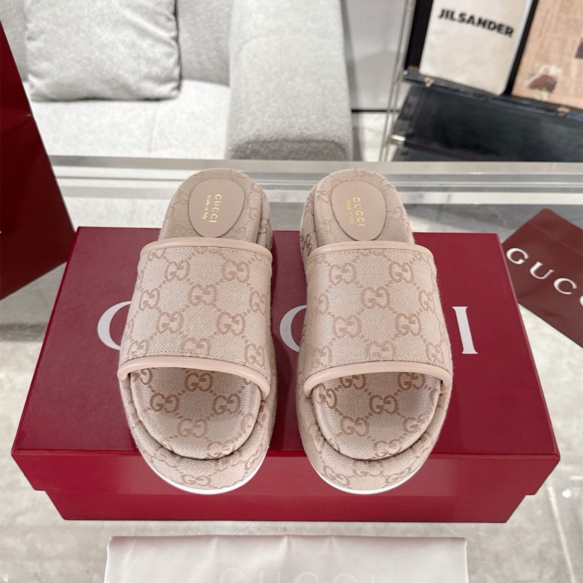 Gucci Platform Sandal Slippers Size 36-44 - Image 1