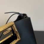 Fendi New Shoulder Bags 20*17*9cm - Image 4